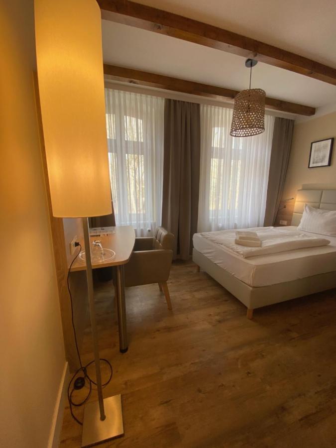 Hotel Sankt Georg Neubrandenburg Esterno foto